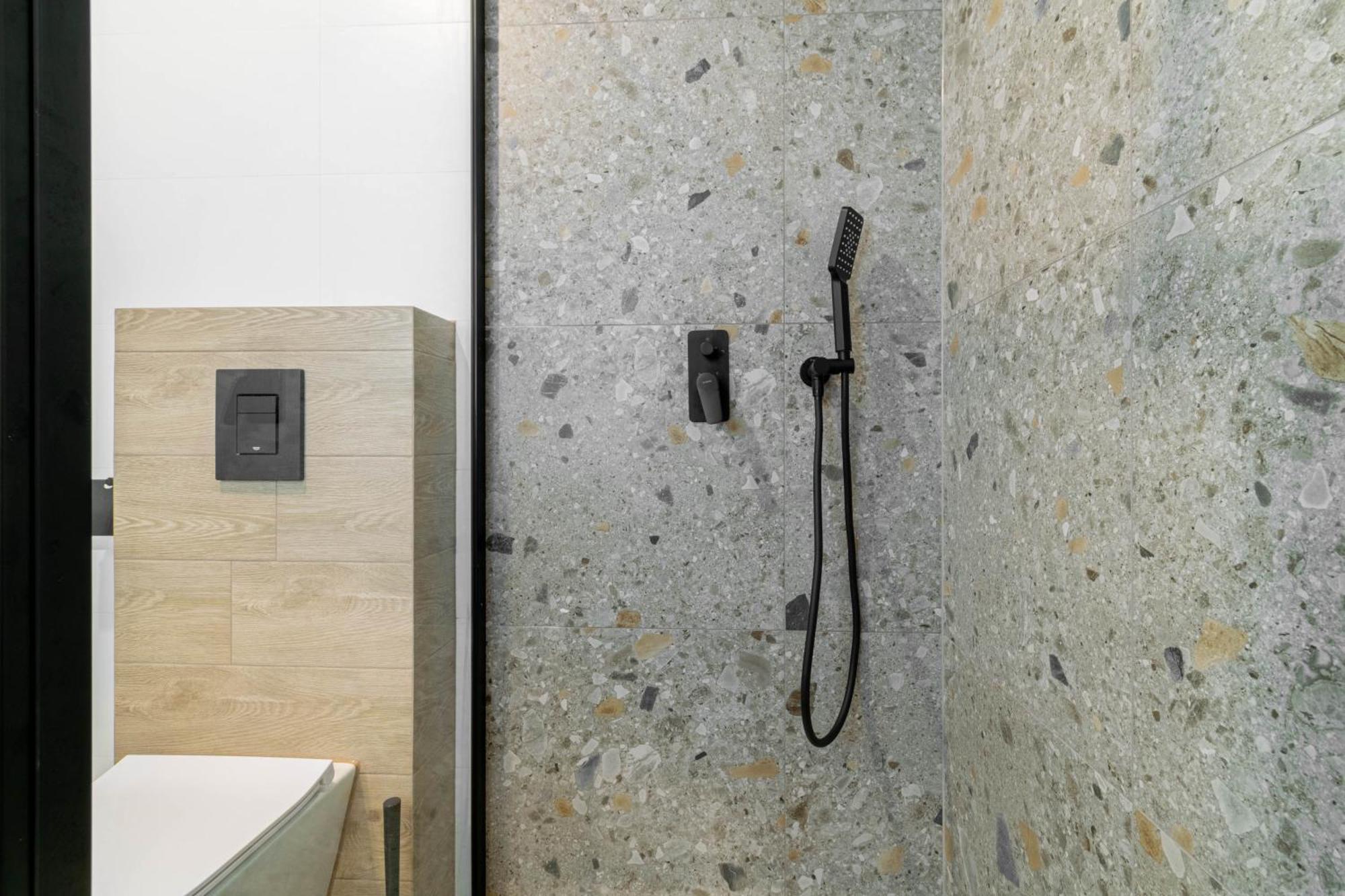 Blue Apartment Ceglana - Free Parking - Self Check-In Kattowitz Exterior foto